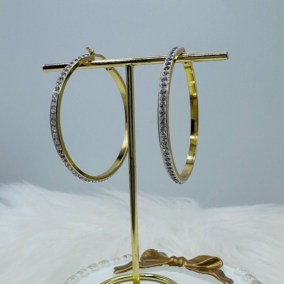 Women's Sparkly Gold Hoop Earrings - Picture 4 of 5